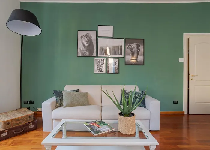Apartmán First & Urban Oasis - By Myhomeincomo Como