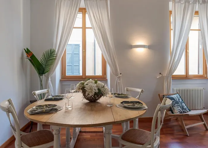 First & Urban Oasis - By Myhomeincomo Apartmán Como