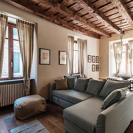 First & Urban Oasis - By Myhomeincomo Όπως